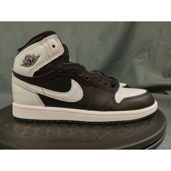 Jordan 1 Retro High OG (PS) Black White Size 2.5Y BRAND NEW in BOX! - Picture 9 of 14
